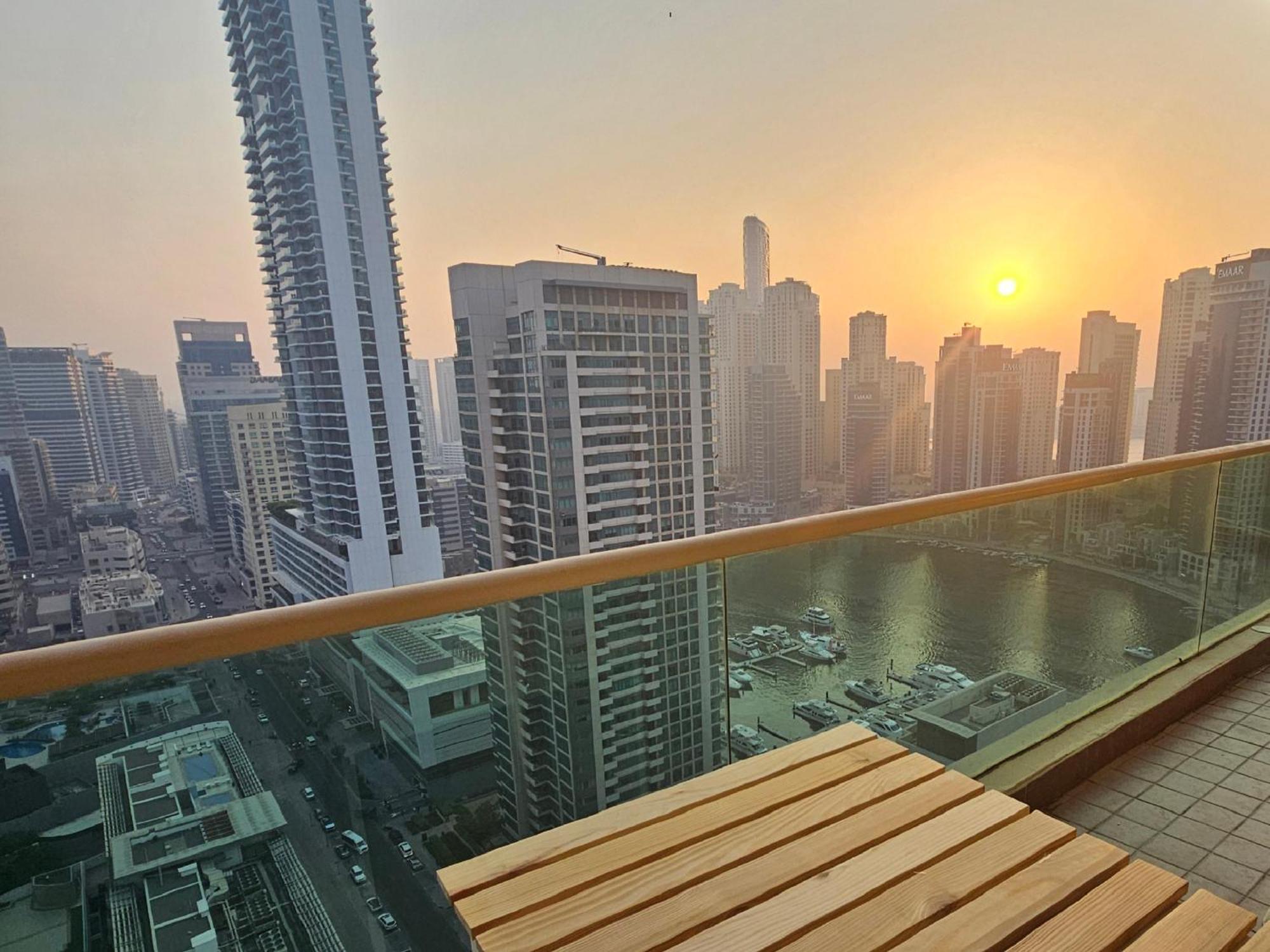 Amazing Marina View With Balcony Privatunterkunft